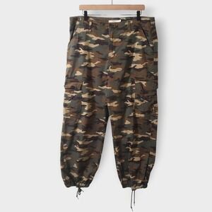 Levis 94 Baggy Camo Cargo Pants Womens Sz 32x30 Green Grunge Streetwear Utility